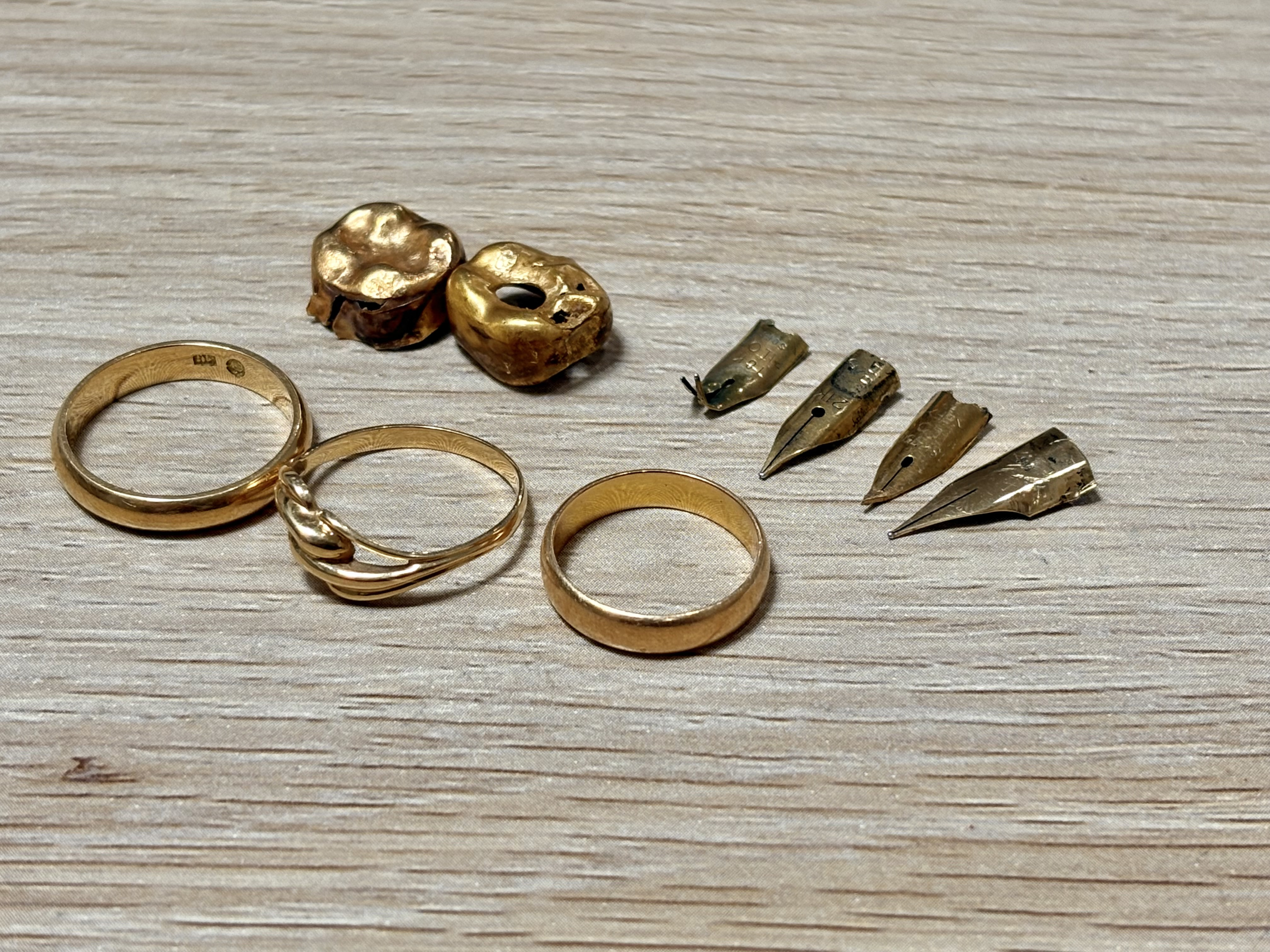 7日火曜日は恒例の出張買取メインの日。本日出張買取前倒しで営業PM4時まで。