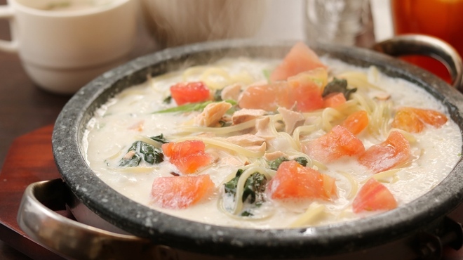 第1位 サーモンクリーム｜魔法のパスタ伊集院店