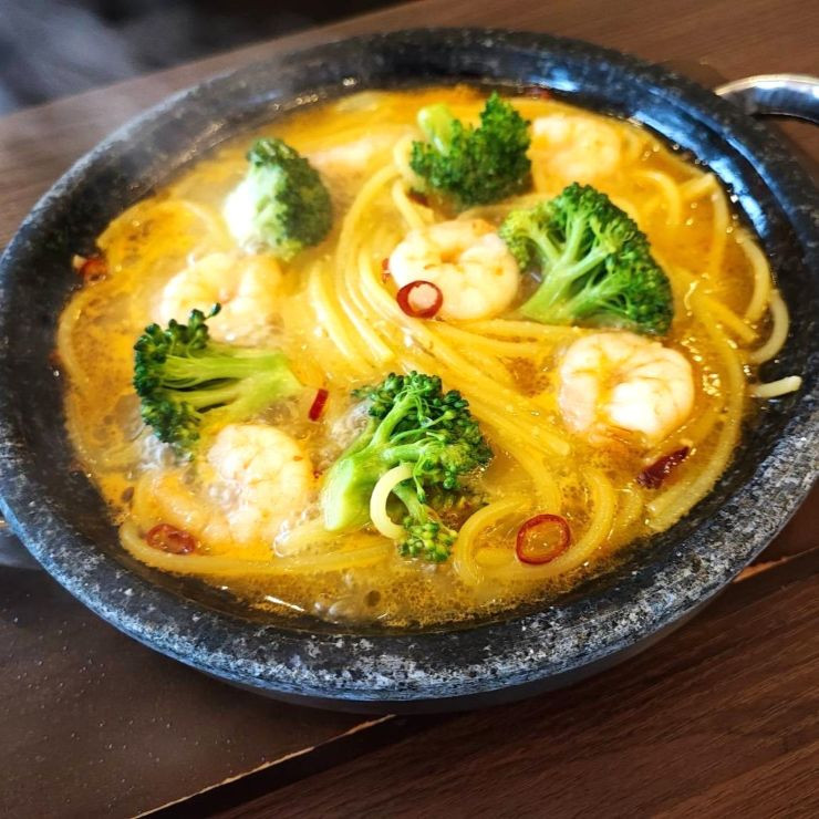 第4位 ガーリックシュリンプパスタ｜魔法のパスタ伊集院店