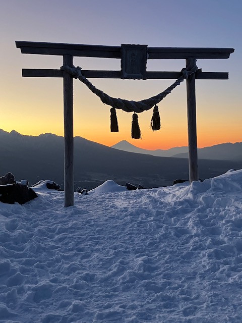 新年明けましてオメデトウございます