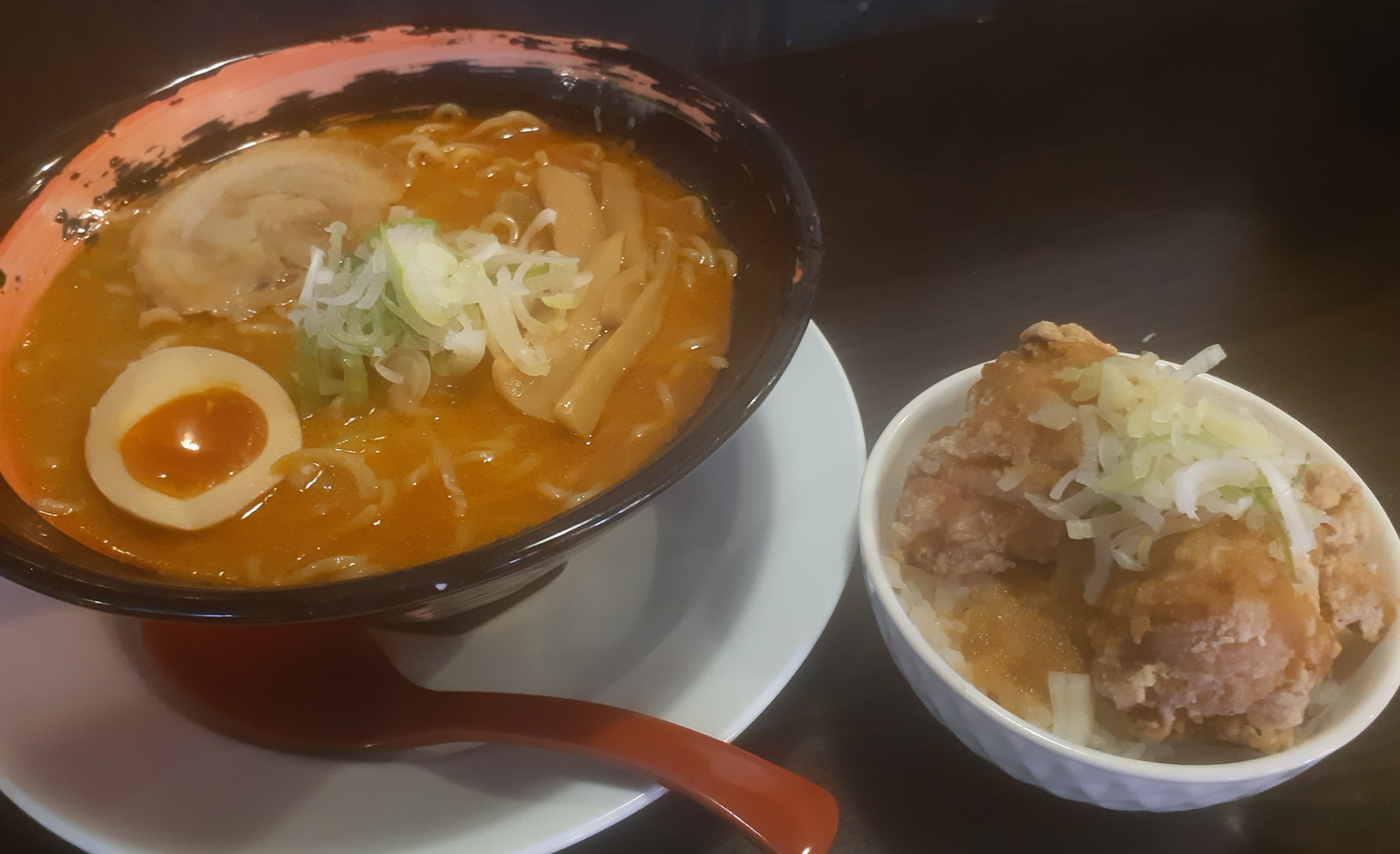 海老みそ＆ミニ唐揚げ丼