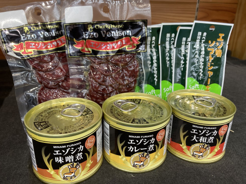 エゾ鹿缶詰・ジャーキー.JPG