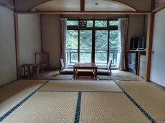 新館和室トイレ洗面付き.JPG
