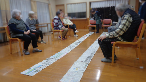 2026年1月19日 新聞足引きレース ぼかし.JPG