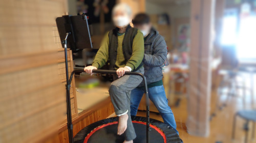 2026年1月24日 家坂 トランポリン その2 ぼかし.JPG