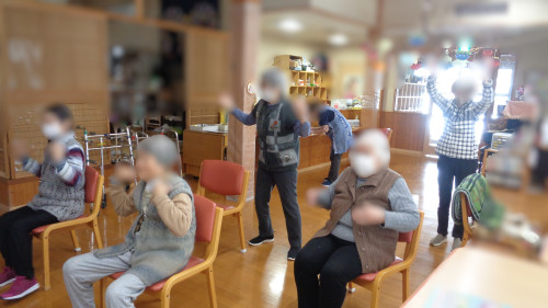 朝のラジオ体操 ぼかし.JPG