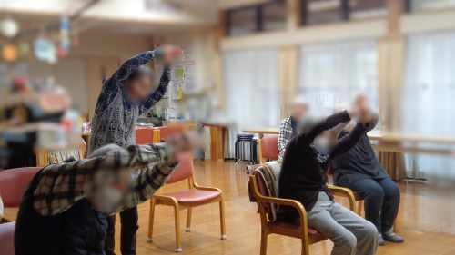 朝のラジオ体操 ぼかし.JPG