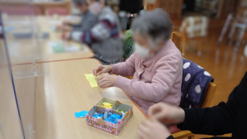 田窪 貼り絵 ぼかし.JPG