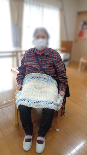 鈴木さん　編み物　完成２.JPG