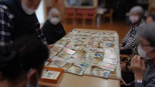 カルタ取り.JPG