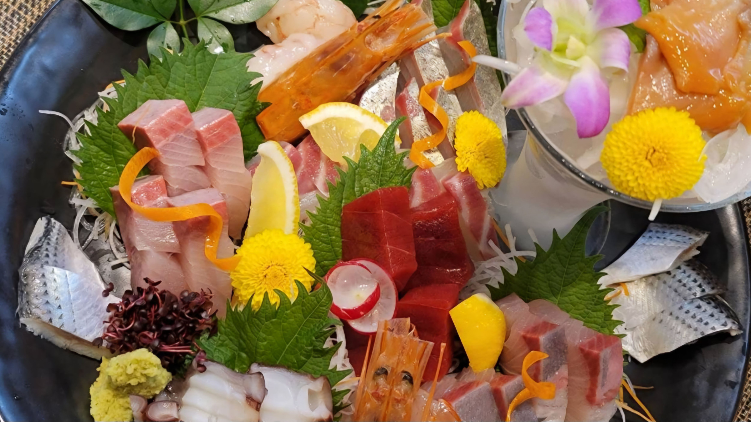 刺身盛り合わせ
