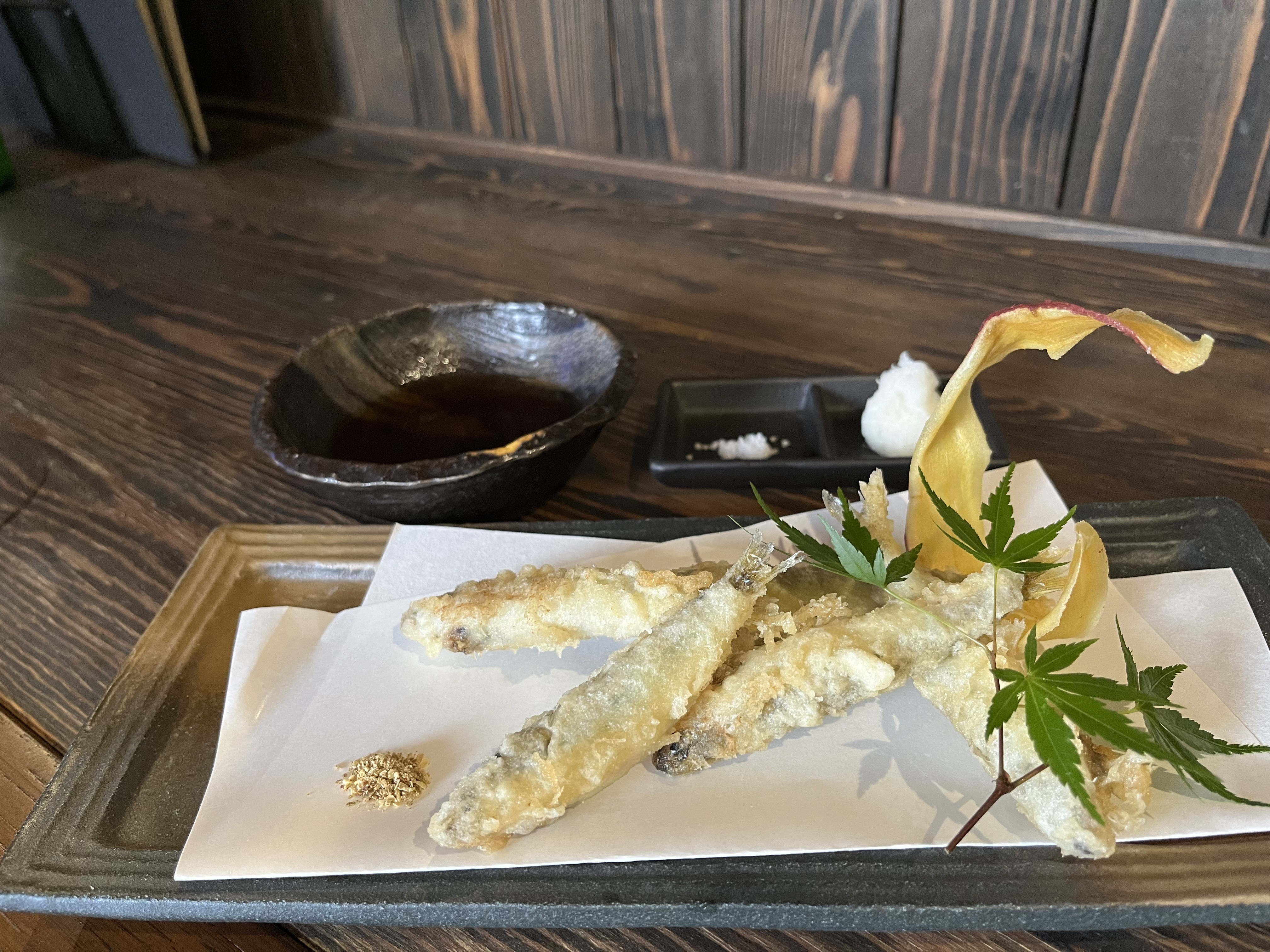 琵琶湖産の天然稚鮎の天麩羅