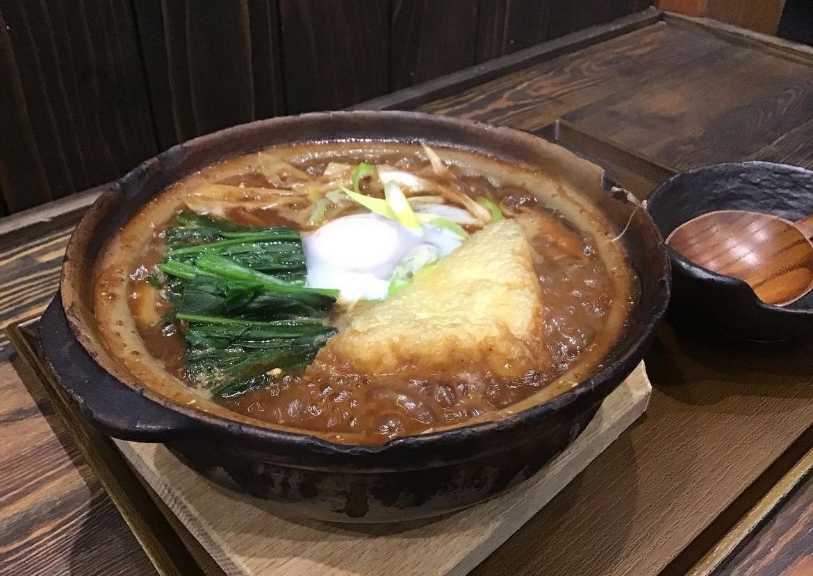 【味噌煮込みうどん始めます】