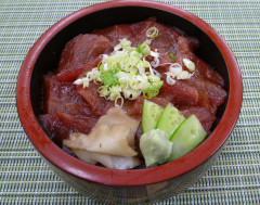 漬けまぐろ丼