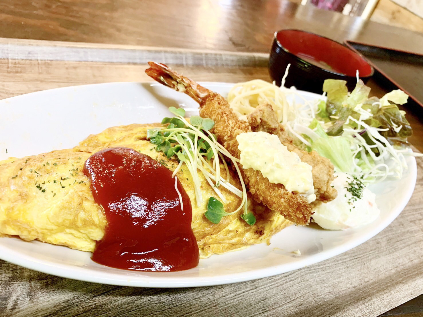 定番メニューからオリジナルメニューまでどれもハズレ無しを目指します！