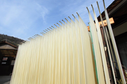 河田賢一製麺工場.jpg
