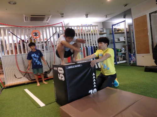 月曜日セミパーソナルクラス会員募集中