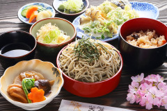 秋山定食.jpg