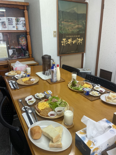 ご朝食