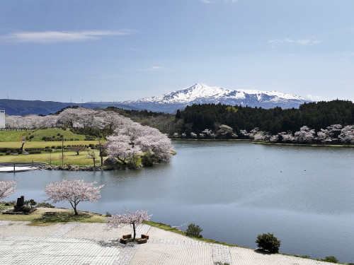 DJI_20240421114556_0039_D南極公園竹嶋潟と鳥海山.JPG