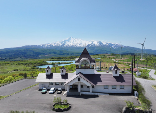DJI_20240504101508_0007_D仁賀保高原展望施設ひばり荘-4500.JPG