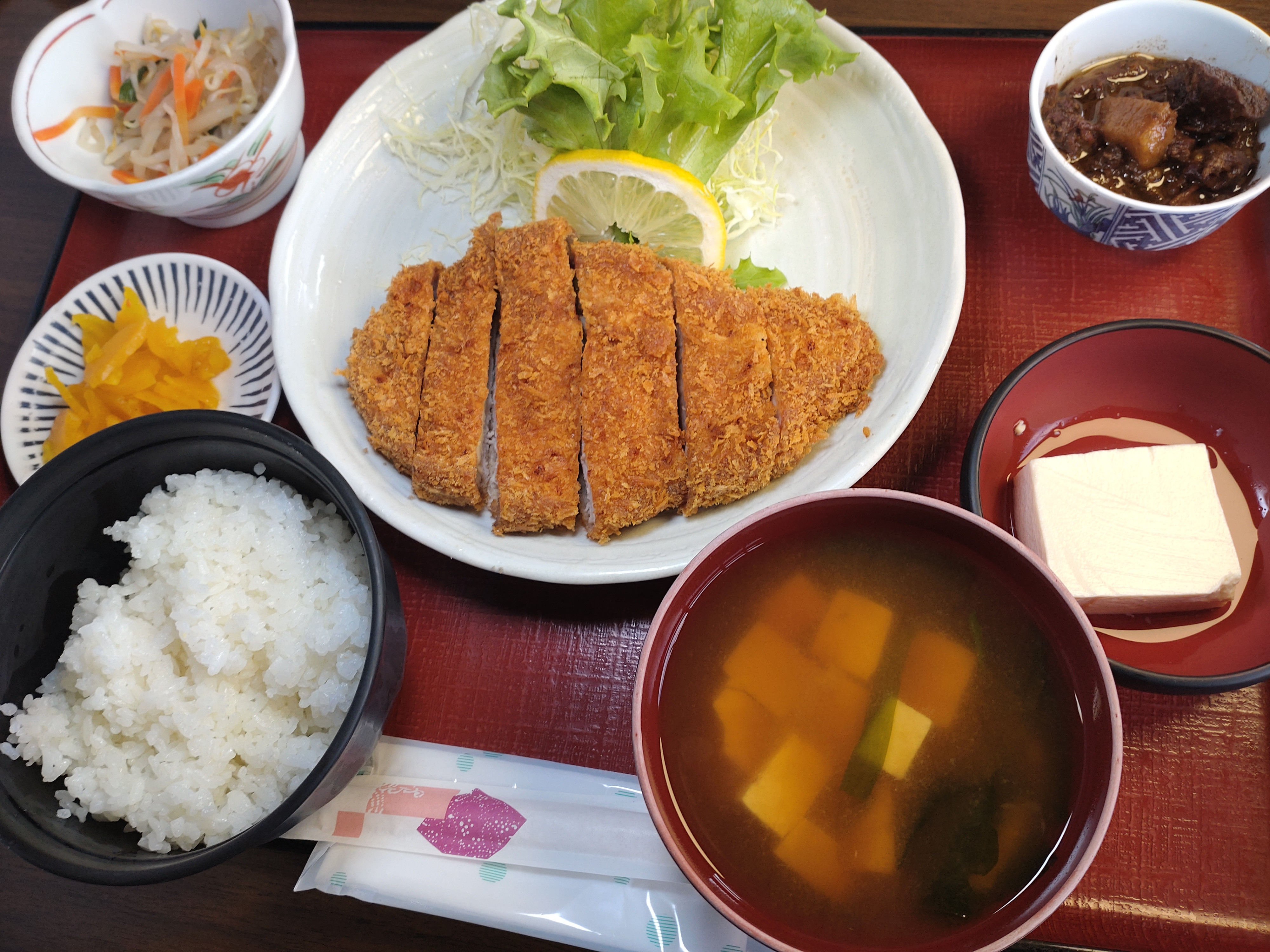 とんカツ定食