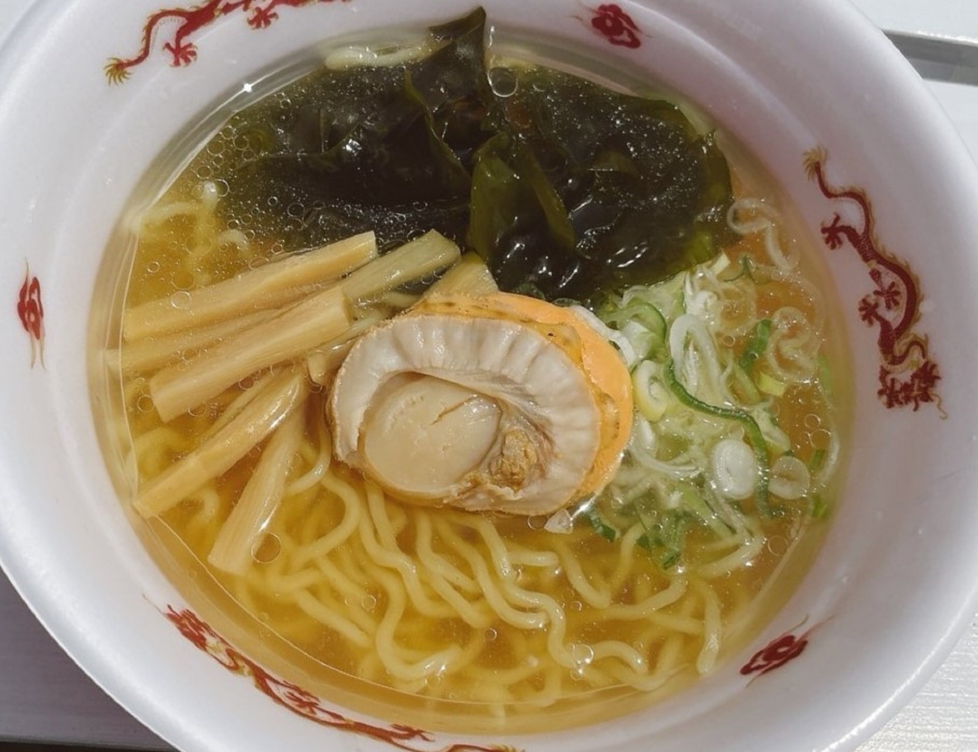 宗谷の塩ホタテラーメン（北海道稚内市）