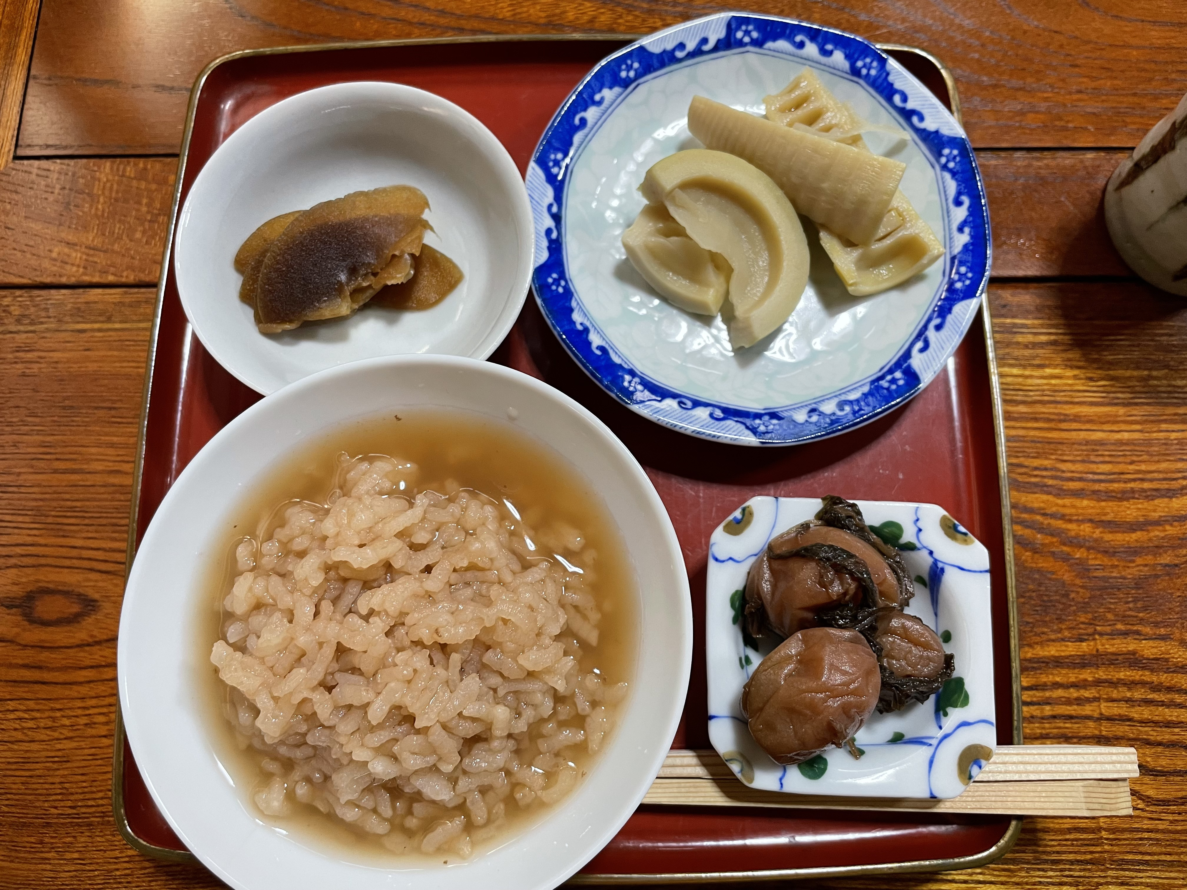 朝のお茶粥づくり