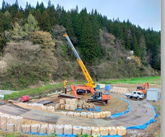 左岸　河川改良工事施工　　.jpg