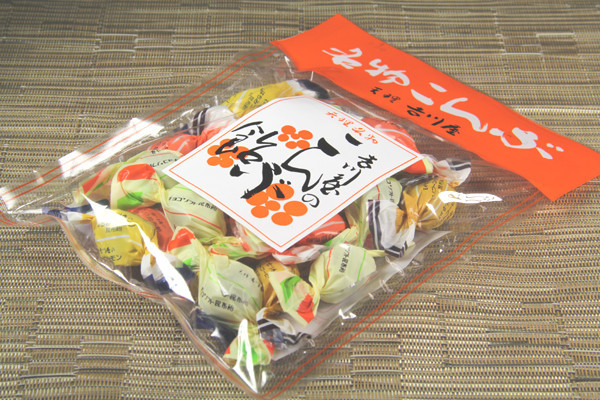 ４種の味が楽しめる「ミックス昆布飴」