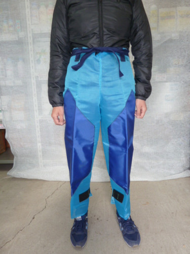 ズボンカバー（茶園用）ソフトメッシュタイプ