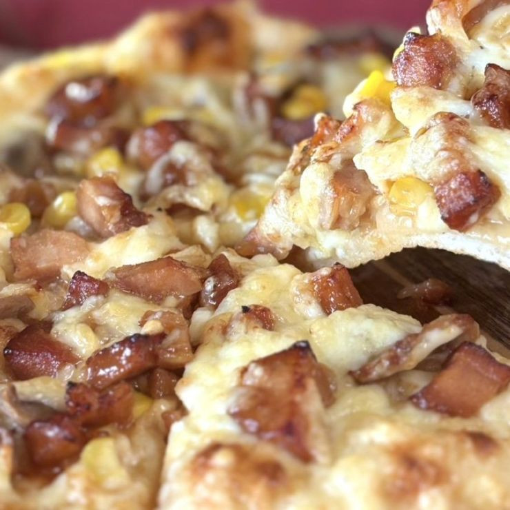 照焼きチキンの旨みが詰まったピザ（ナチュラルスマイルピザ）