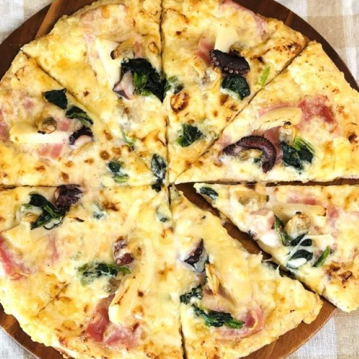 ペスカトーレ（タコ・イカ・あさり×ホワイトソース）｜ナチュラルスマイルピザ