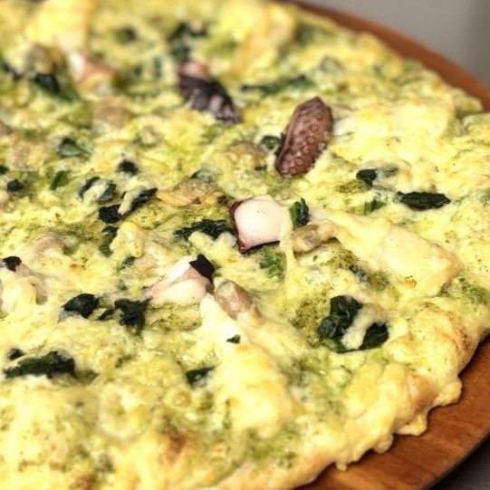 バジルシーフード（海の恵み×バジルソース）｜ナチュラルスマイルピザ