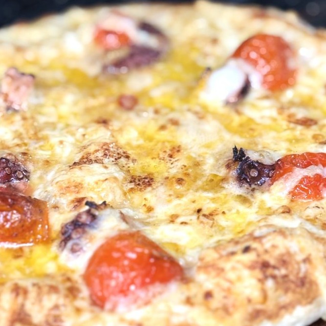 タコ柚子アヒージョ（さっぱり＆コク旨）｜ナチュラルスマイルピザ