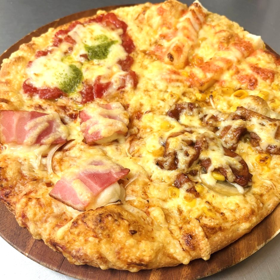 スマイルBEST4（クォーター）｜マルゲリータ／照焼チキンスマイル／おもちと明太子／北海道ポテト