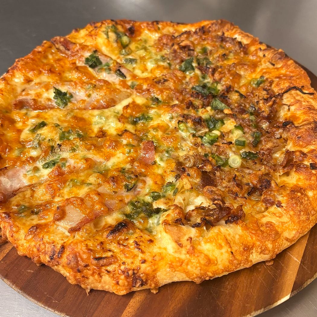 牛肉と豚とろの極上ハーフ｜ナチュラルスマイルピザ