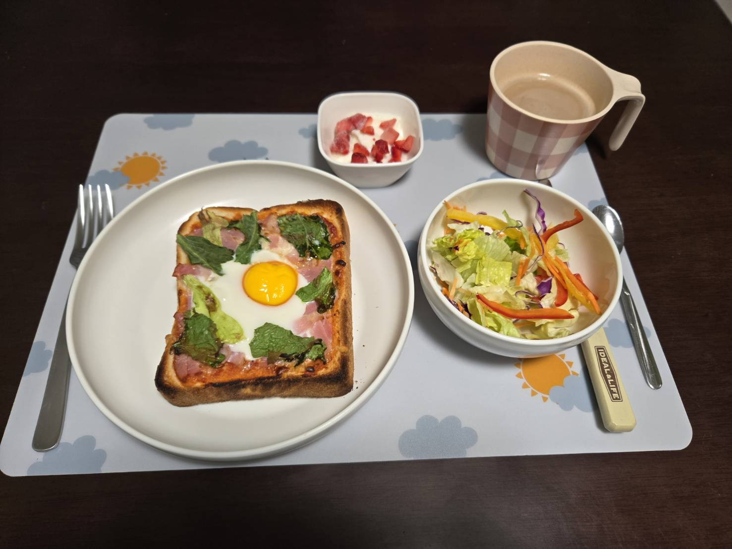 朝ごはんの一例です。