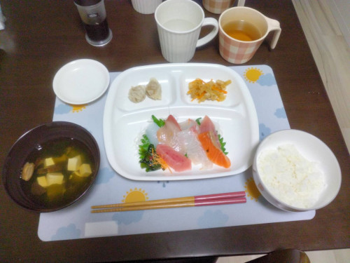 7.3刺身盛り合わせ.jpg