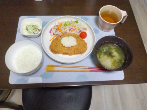 7.7とんかつ.jpg