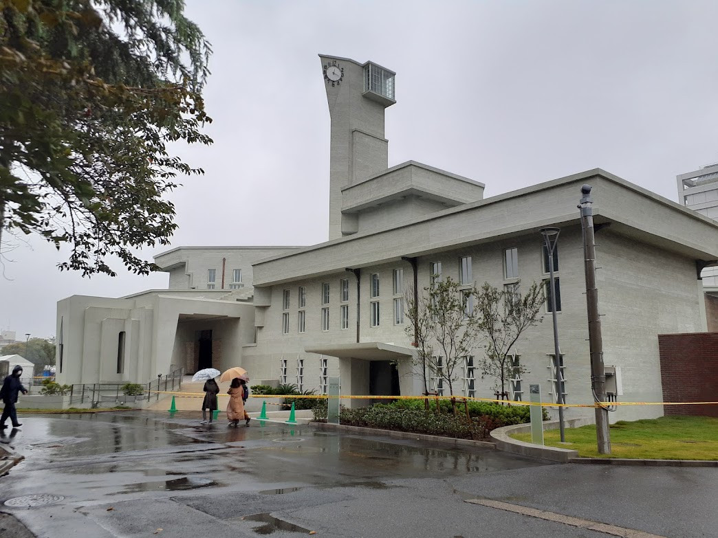 旧小菅刑務所管理棟　蒲原重雄設計、昭和4年に竣工。東京拘置所内に現存。