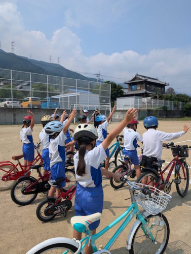 20257  iyodoi koutuu 3.jpg