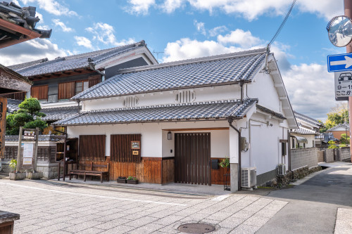 ギャラリー辻市　店舗外観