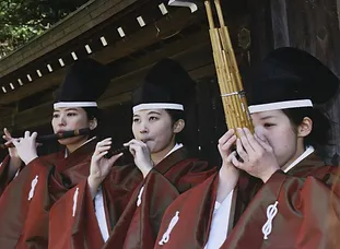 雅楽.jpg