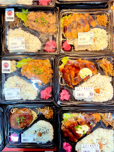 つがる豚の弁当.jpg