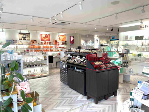 IMG_7814_R_Resize Image.jpg