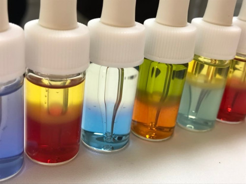 ティンクチャー　色々　カラフル.jpg
