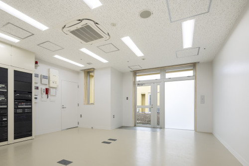 05.スタッフステーション.JPG