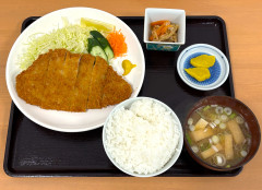 とんかつ定食