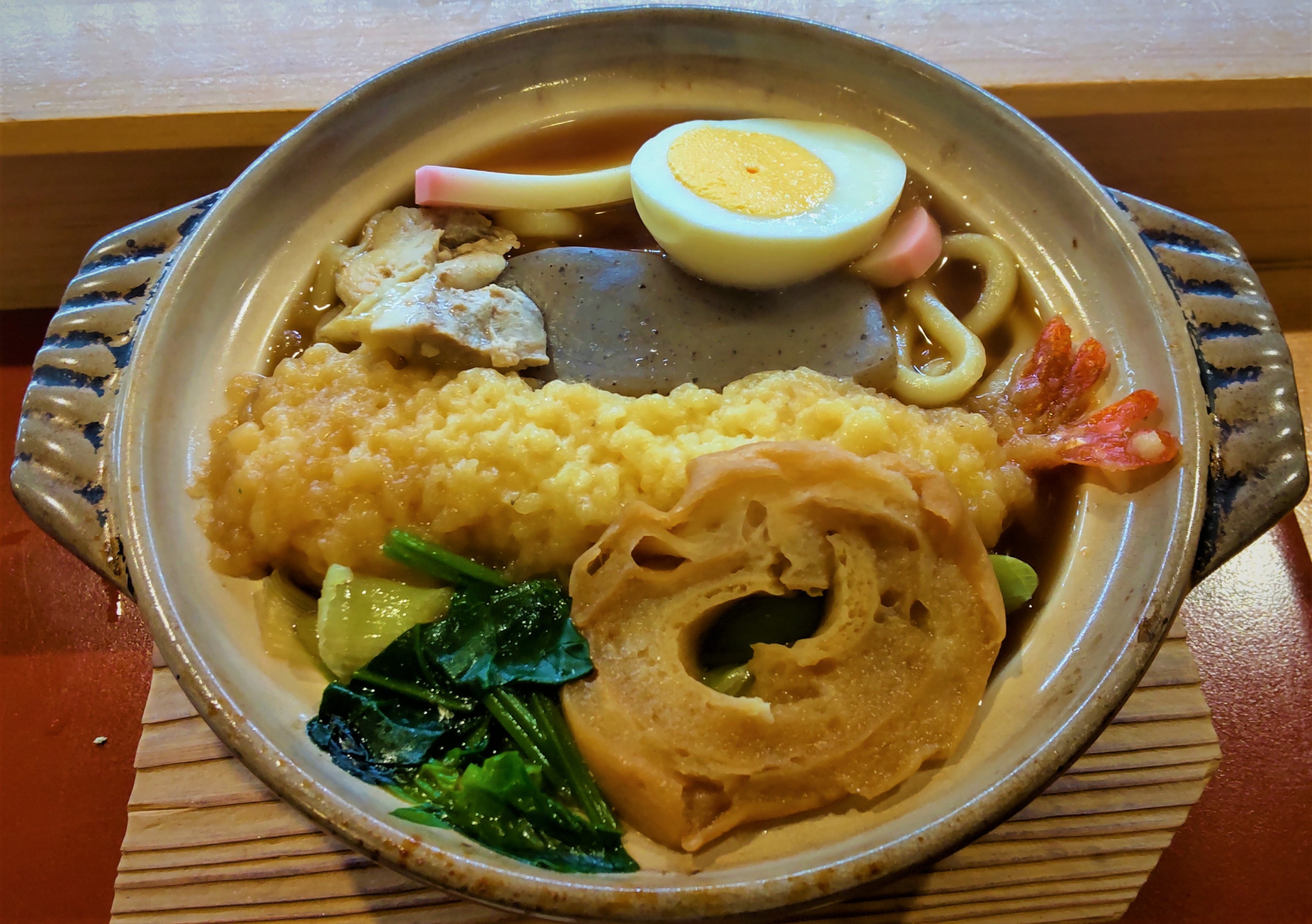 鍋焼きうどん